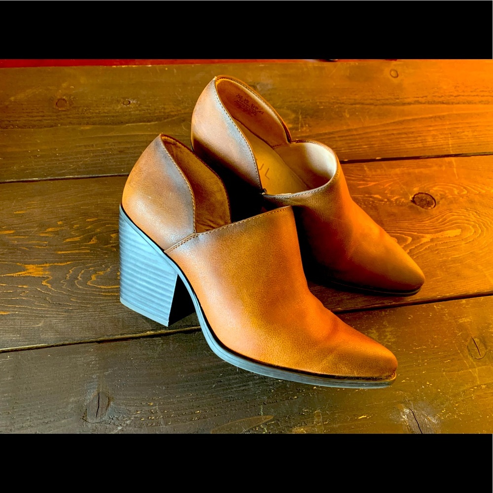 Naturalizer bootie
